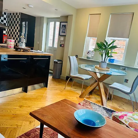 Trinity House Centre & Free Parking Apartment York