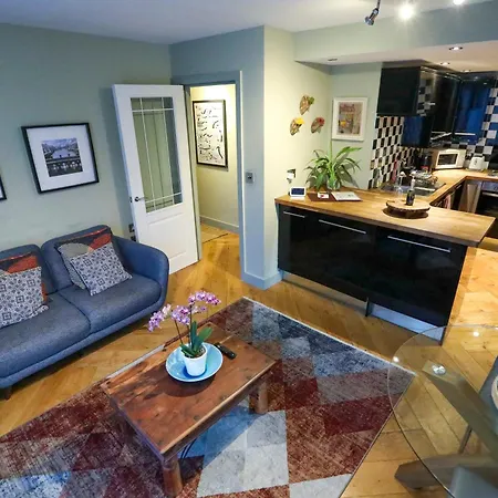 Trinity House Centre & Free Parking York